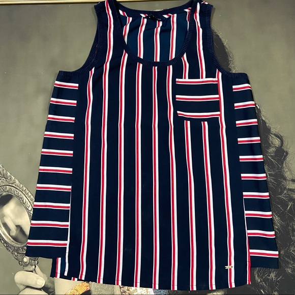 Tommy Top. Size - M - Picture 2 of 6